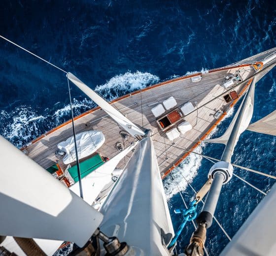 View from mast of Kairos underway
