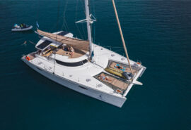 Zorba Cat anchored guests sunbathing