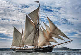 full sail cargo voyage Bessie Ellen