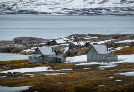 svalbard-ghost-town-noorderlicht